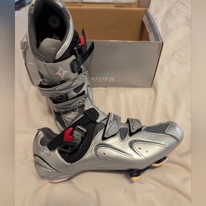Like-New Specialized "Torch" Wmn Silver And Pink Clip-in Cycling Shoes, Sz. 8.5